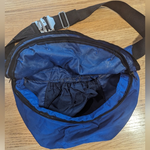 Vintage SuperSport Fanny Pack - Picture 2 of 5